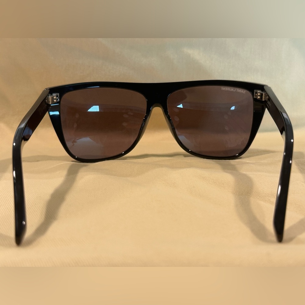 Black Sunglasses with Case - Picture 4 of 8